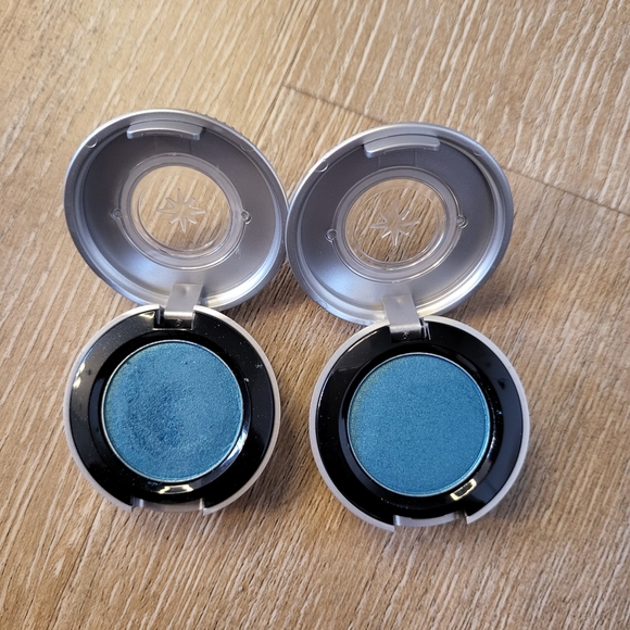 Discontinued NWOT Urban Decay Eyeshadow 2 Haight Subway Token set - Picture 1 of 2